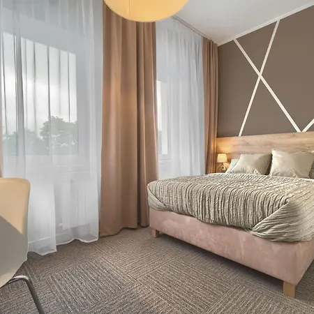 比得哥什公园酒店 酒店 3*