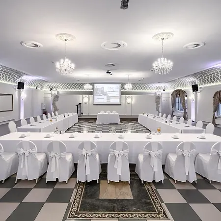 Otel Park 3*